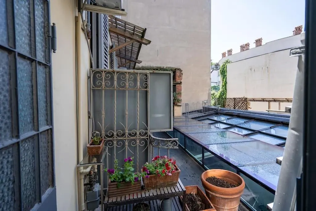 Apartment Borromei'S Nest - Central Loft Milan Italy