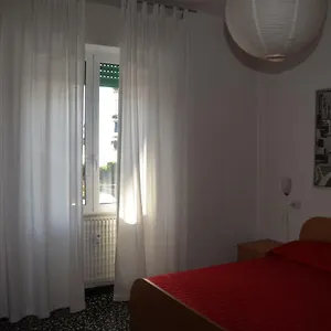 a-due-passi-dal-mare-sestri-levante.hotelitalianriviera.com/